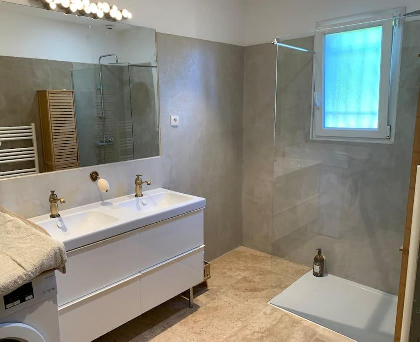 Villa Familiale 9 Pers Cabries Entre Aix Et Marseille 5 Min Gare Aix Tgv 15 Min Aeroport Mp Exterior foto